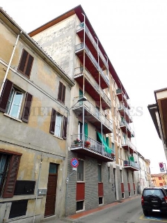 zoom immagine (Appartamento 82 mq, soggiorno, 2 camere, zona Sannazzaro Dè Burgondi - Centro)