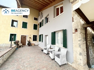 zoom immagine (Casa a schiera 132 mq, 3 camere, zona Montecchio Maggiore - Centro)