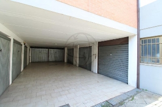 zoom immagine (Garage 36 mq, zona Gabeletta)