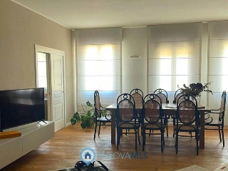 zoom immagine (Appartamento 110 mq, soggiorno, 2 camere, zona Prato della Valle)