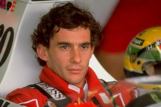 zoom immagine (Ayrton Senna, tutte le gare di Formula 1 intere, in italiano)